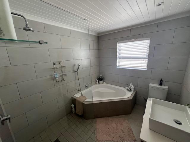 4 Bedroom Property for Sale in Dwarskersbos Western Cape